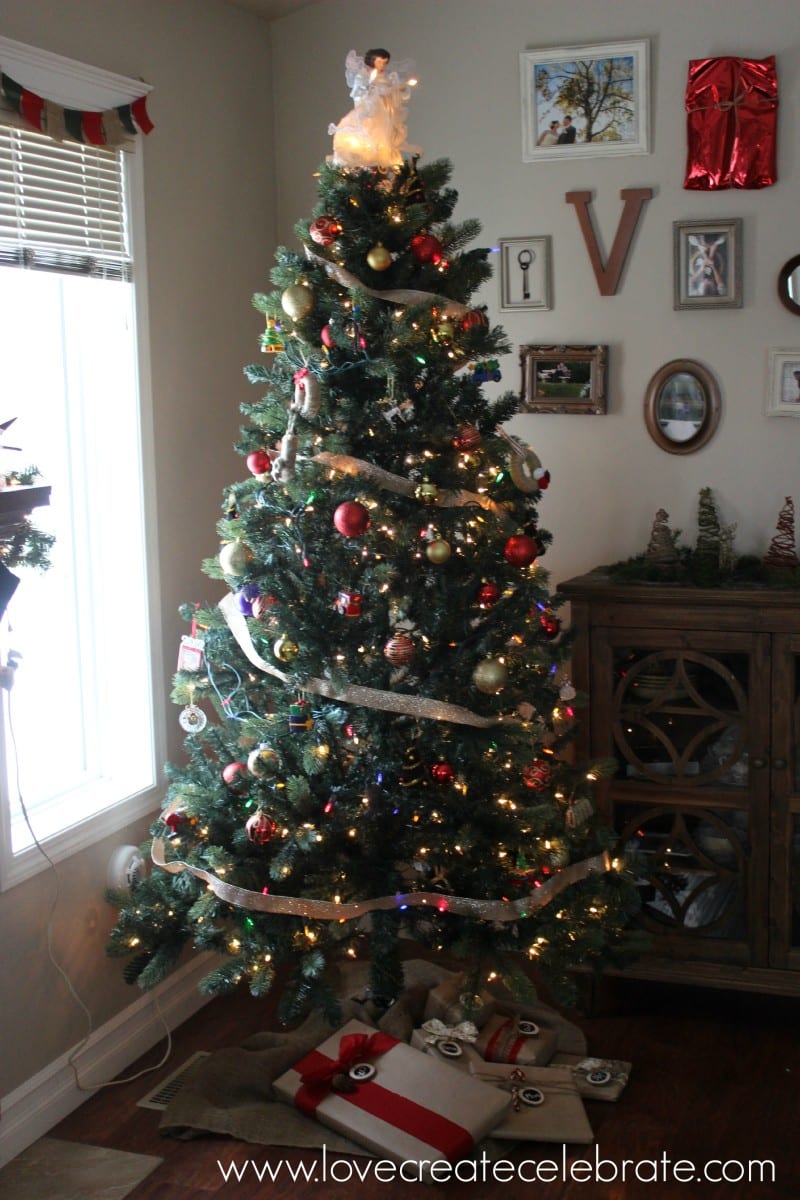 Beautiful burlap Christmas tree with presents below