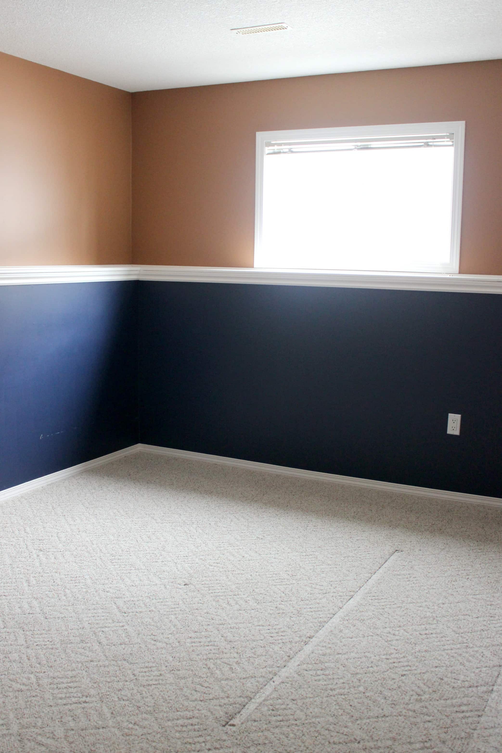 Guest bedroom before installing vinyl plank flooring