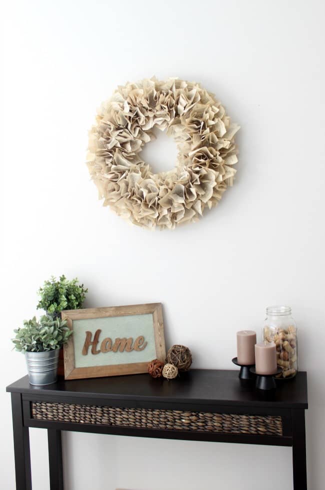 This rustic wooden home sign gives a touch of rustic style to your home decor