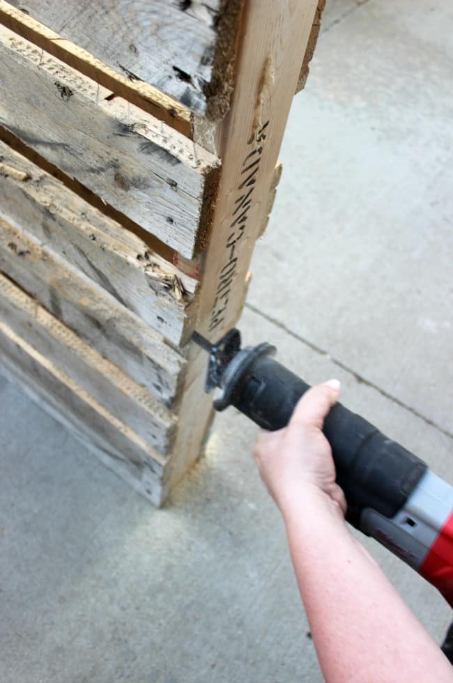 Cut the pallet apart with the Sawzall
