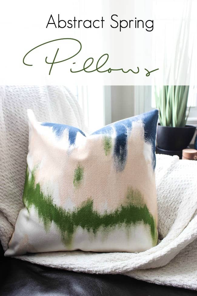 Make beautiful abstract Spring pillows for your home. Watch this quick video tutorial to learn how to paint your own! Great DIY home decor idea :) 