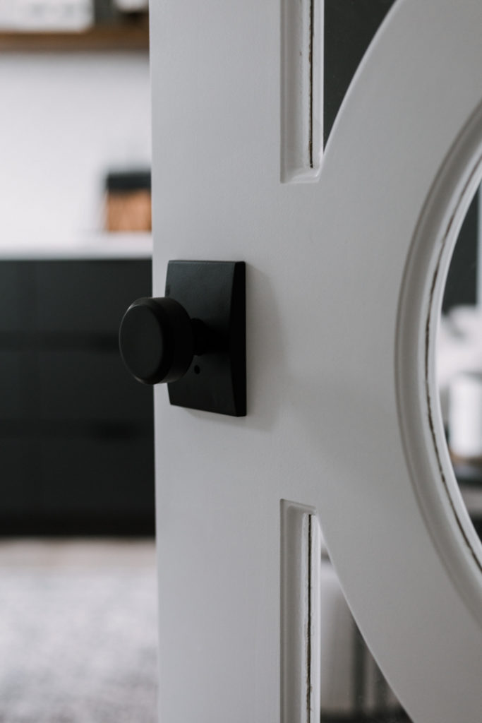how to add knobs to interior doors