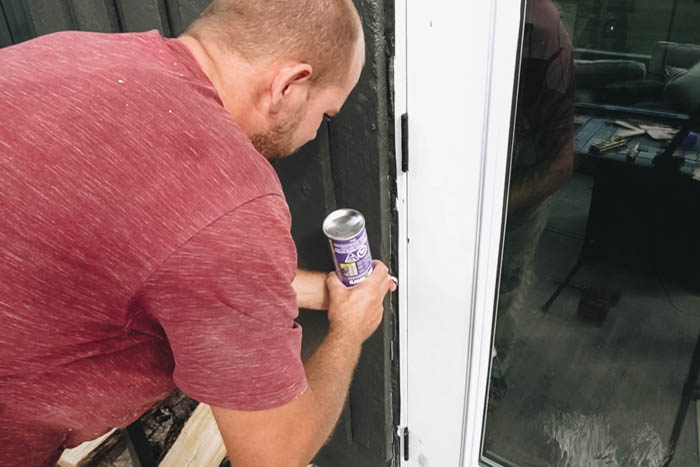 spray foam for exterior doors
