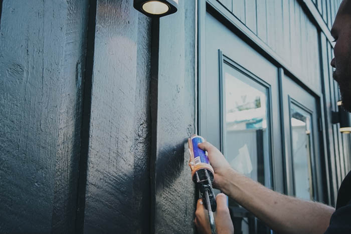 paintable caulking for exteriors