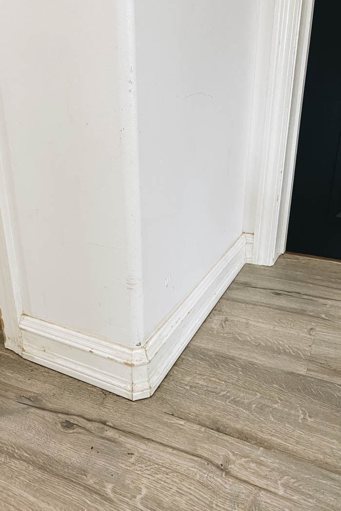 Picture of old hallway trim base boards 