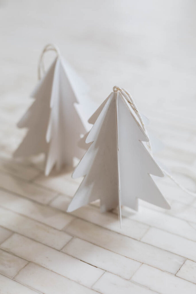 Simpler 3D Paper Christmas Trees White