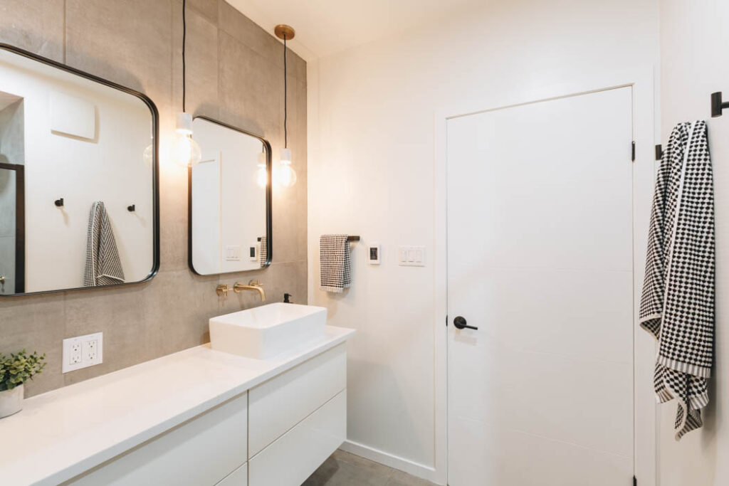white and grey bathroom design
